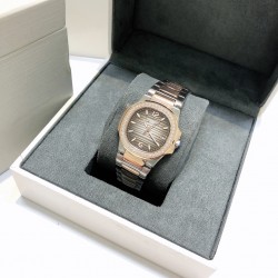 实拍 百达翡丽   鹦鹉系列机芯，瑞士石英女款．直径：32．5mm镜面：顶级蓝宝石镜面  材质：手工镶钻 字面超强夜光。精致表壳，搭配316L精钢带原庄专用扣。