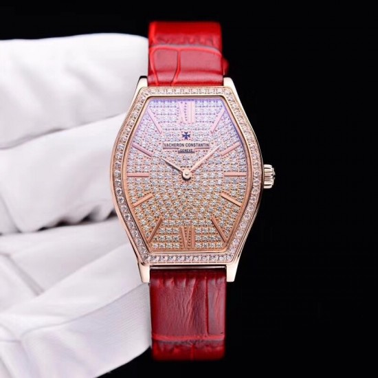 实拍 江诗丹顿-Vacheron Constantin 作为世界上历史悠久的钟表制造商从未停止生产,秉承悉力以赴,精益求精的品牌座右铭,其中有一款-Malte系列25530/000R-9742,经典酒桶型婉表,防磨水晶镜面,内部经反光处理,配置瑞士原装石英机芯,尺寸28.40*38.67毫米,厚度7.28毫米。表壳电镀18K白金/玫瑰金,表带有布绢带,牛皮带两种选择,针扣配带.市面最高版本,你值得拥有! 实拍 江诗丹顿-Vacheron Constantin 作为世界上历史悠久的钟表制造商从未停止生产,秉承悉力以赴,精益求精的品牌座右铭,其中有一款-Malte系列25530/000R-9742,经典酒桶型婉表,防磨水晶镜面,内部经反光处理,配置瑞士原装石英机芯,尺寸28.40*38.67毫米,厚度7.28毫米。表壳电镀18K白金/玫瑰金,表带有布绢带,牛皮带两种选择,针扣配带.市面最高版本,你值得拥有!