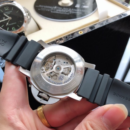 沛纳海- Panerai 型号:PAM 00024 类型:男士顶级机械腕表机芯:全自动机械机芯材质:316L精钢表壳(大尺寸够霸气)材料:进口矿物质镜面 进口小牛皮表带 霸气十足 魅力四射尺寸:直径48mm 厚15mm 新款上市,超强夜光,欢迎转载!三杰精致推荐男士机械休闲商务腕表 SJ为你精心打造超真实实物图拍摄 让你超真实实物图体验 沛纳海- Panerai 型号:PAM 00024 类型:男士顶级机械腕表机芯:全自动机械机芯材质:316L精钢表壳(大尺寸够霸气)材料:进口矿物质镜面 进口小牛皮表带 霸气十足 魅力四射尺寸:直径48mm 厚15mm 新款上市,超强夜光,欢迎转载!三杰精致推荐男士机械休闲商务腕表 SJ为你精心打造超真实实物图拍摄 让你超真实实物图体验
