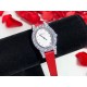 萧邦新款 LHEURE DU DIAMANT MEDIUM OVAL 此款LHeure du Diamant 椭圆形切割雕纹镶钻表盘 环以点缀钻石的表圈 优雅气韵 时尚风格和萧邦精湛的手工艺尽显无遗 光华耀目 MM™ 白玫同价 萧邦新款 LHEURE DU DIAMANT MEDIUM OVAL 此款LHeure du Diamant 椭圆形切割雕纹镶钻表盘 环以点缀钻石的表圈 优雅气韵 时尚风格和萧邦精湛的手工艺尽显无遗 光华耀目 MM™ 白玫同价