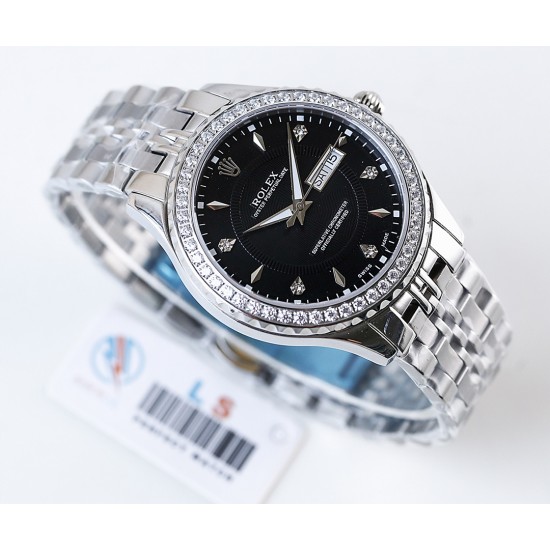 LS精品    劳力士Rolex[色][色]低调奢华[色]火爆开启上市，不显浮华的风格广受成功人士喜爱，逐渐深刻人心，并备受各界人士推重。工艺精湛，糅合尊贵、典雅和独特气质于一身，位列世界手表业之翘楚材料：316钢18k微纳米电镀金，直径41mm，进口820A机芯，28800每小时振荡次数，动力储备48小时，表带：316精钢表带，三度防水性能，返修率几乎为零，请君放心购