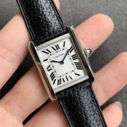 K11厂出品！升级V2版[强][强][强]顶级完美复刻的卡地亚TANK 坦克系列，[闪电]精钢版[闪电]有小号2431,中号2734,两个尺寸，顶级完美复刻，细节打磨，指针颜色，把头弧度，原厂鳄鱼皮带，底盖编码，均与正品一致！配贴码，一表一码！十种颜色表带！