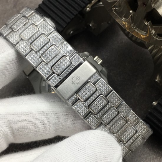 GB力作 土豪款式来袭 百达翡丽PP运动系列鹦鹉螺 型号5719/1G-001 满钻土豪款 搭载进口9015机芯改CAL.324SC机芯 蓝宝石玻璃镜面!土豪的世界我们不懂,但是此款百达翡丽从壳套做工精密细度真的震撼人心,镶钻的工艺技术是多年的老师傅手工制作而成!GB匠心之作 值得你品鉴! GB力作 土豪款式来袭 百达翡丽PP运动系列鹦鹉螺 型号5719/1G-001 满钻土豪款 搭载进口9015机芯改CAL.324SC机芯 蓝宝石玻璃镜面!土豪的世界我们不懂,但是此款百达翡丽从壳套做工精密细度真的震撼人心,镶钻的工艺技术是多年的老师傅手工制作而成!GB匠心之作 值得你品鉴!