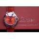 V6出品 CARTIER卡地亚蓝气球系列WSBB0022腕表,蓝气球系列,新款,中国红,尺寸:33*11毫米,悦目的红色,既象征爱情的热烈,也传达团圆的喜悦。浓情蜜意,化作红色鳄鱼皮表带,在爱人的腕间缠绕;凸圆形尖晶石镶嵌在凹槽式表冠,优雅而静谧;红色阳光射线纹饰表盘流光溢彩,如绚烂的红玫瑰,见证幸福与喜悦的时刻;剑形银色指针精准地记录下永恒的挚爱宣言,触动爱的心跳。此次一次性发售的卡地亚“中国红”蓝气球腕表,将为2020新年带来鸿运好彩头。 V6出品 CARTIER卡地亚蓝气球系列WSBB0022腕表,蓝气球系列,新款,中国红,尺寸:33*11毫米,悦目的红色,既象征爱情的热烈,也传达团圆的喜悦。浓情蜜意,化作红色鳄鱼皮表带,在爱人的腕间缠绕;凸圆形尖晶石镶嵌在凹槽式表冠,优雅而静谧;红色阳光射线纹饰表盘流光溢彩,如绚烂的红玫瑰,见证幸福与喜悦的时刻;剑形银色指针精准地记录下永恒的挚爱宣言,触动爱的心跳。此次一次性发售的卡地亚“中国红”蓝气球腕表,将为2020新年带来鸿运好彩头。