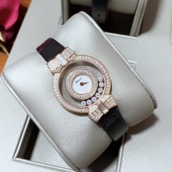 实拍 (蝴蝶结)chopard-happy Sport 萧邦HAPPY DIAMONDS系列快乐钻 腕表蓝宝石玻璃镜面 原厂瑞士石英机芯 镜面内自由滑动快乐钻 钻石围绕表盘回旋起舞 制作精巧双层透明跳跃时尚的设计风格，完美女性的前卫、大方、秀气的特质，内、外蓝宝石玻璃 ，微型按调EAT瑞士石英机，表壳直径约28mm