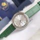 实拍 伯爵-PIAGET 女士腕表 瑞士石英机芯 316L精钢表壳 真牛皮表带 尺寸34*8mm 蓝宝石玻璃镜面 简约的设计,大胆而多彩的配色,以及旋转表圈是伯爵品牌 Possession腕表的特质所在。通过品牌制表师们天马星空的创意,将各个亮色的表带与贵金属、钻石、精钢材质相融,通过圆形盘面的演绎,令全新的 Possession腕表越发闪耀夺目,给人眼前一亮之感。 实拍 伯爵-PIAGET 女士腕表 瑞士石英机芯 316L精钢表壳 真牛皮表带 尺寸34*8mm 蓝宝石玻璃镜面 简约的设计,大胆而多彩的配色,以及旋转表圈是伯爵品牌 Possession腕表的特质所在。通过品牌制表师们天马星空的创意,将各个亮色的表带与贵金属、钻石、精钢材质相融,通过圆形盘面的演绎,令全新的 Possession腕表越发闪耀夺目,给人眼前一亮之感。