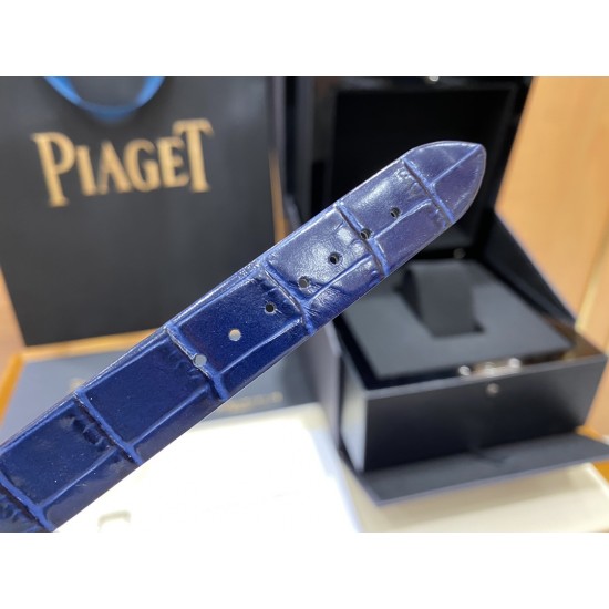 伯爵69Limelight Gala腕表超级版,原装开模,修正现市面任何版本的不足!皮带可配原装【精彩细节】腕表尺寸32mm运用一流的壳套打磨工艺,诠释伯爵优雅气质。.采用定制版瑞士石英机芯,续航给力,走时稳健,零返修。镶饰60颗明亮式切割钻(约0.92克拉)。表扣镶饰单颗明亮式切割施华洛世奇美钻(约0.01克拉)动人线条衬托优雅气质,吊牌有芯片感应。 伯爵69Limelight Gala腕表超级版,原装开模,修正现市面任何版本的不足!皮带可配原装【精彩细节】腕表尺寸32mm运用一流的壳套打磨工艺,诠释伯爵优雅气质。.采用定制版瑞士石英机芯,续航给力,走时稳健,零返修。镶饰60颗明亮式切割钻(约0.92克拉)。表扣镶饰单颗明亮式切割施华洛世奇美钻(约0.01克拉)动人线条衬托优雅气质,吊牌有芯片感应。