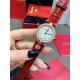 经典永不过时的Cartier卡地亚圆盘中古腕表YYDS❤️一只很复古情结的卡地亚mustbe它来了。30mm表盘大小刚刚好,优雅大方且不失气质的韵味,蓝宝石把头在阳光下依旧纯洁透亮闪耀✨设计大气且耐看,卡地亚罗马文字表盘复古时尚,设计大气且耐看,蓝宝石水晶镜面,表盘两头以简洁的T形金属衔接表带,采用意大利牛皮表带,压鳄鱼纹花色,双面皮透气好,中古美表不仅满满的vintage韵味,酷辣御姐或温柔甜姐都可驾驭的加分款 经典永不过时的Cartier卡地亚圆盘中古腕表YYDS❤️一只很复古情结的卡地亚mustbe它来了。30mm表盘大小刚刚好,优雅大方且不失气质的韵味,蓝宝石把头在阳光下依旧纯洁透亮闪耀✨设计大气且耐看,卡地亚罗马文字表盘复古时尚,设计大气且耐看,蓝宝石水晶镜面,表盘两头以简洁的T形金属衔接表带,采用意大利牛皮表带,压鳄鱼纹花色,双面皮透气好,中古美表不仅满满的vintage韵味,酷辣御姐或温柔甜姐都可驾驭的加分款