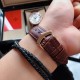 SJ出品 品牌:百达翡丽-PATEK PHILIPPE Z2 精品男士腕表,简约三针搭配三字位日历设计 经典复古风格 316精钢表壳,采用进口全自动机械机芯(超准走时)尺寸:40mm厚12mm,顶级进口牛皮表带,装配原装针扣 A级水晶镜面 三杰精致推荐男士精品机械腕表 精致传承真实效果 SJ品质的保证 SJ出品 品牌:百达翡丽-PATEK PHILIPPE Z2 精品男士腕表,简约三针搭配三字位日历设计 经典复古风格 316精钢表壳,采用进口全自动机械机芯(超准走时)尺寸:40mm厚12mm,顶级进口牛皮表带,装配原装针扣 A级水晶镜面 三杰精致推荐男士精品机械腕表 精致传承真实效果 SJ品质的保证