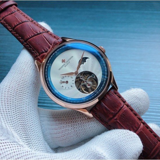 【品牌】江诗丹顿-Vacheron Constantin 【类型】男士腕表 B7 【机芯】全自动机械机芯【材质】316L精钢表壳【表带】真皮表带/钢带(可选)【表镜】矿物强化玻璃镜面 【尺寸】直径42mm 厚度13mm【特性】飞轮精选大三针机械男表、独特魅力、非凡气势! 三杰精致推荐男士机械腕表 SJ为你精心设计超真实实物图拍摄 【品牌】江诗丹顿-Vacheron Constantin 【类型】男士腕表 B7 【机芯】全自动机械机芯【材质】316L精钢表壳【表带】真皮表带/钢带(可选)【表镜】矿物强化玻璃镜面 【尺寸】直径42mm 厚度13mm【特性】飞轮精选大三针机械男表、独特魅力、非凡气势! 三杰精致推荐男士机械腕表 SJ为你精心设计超真实实物图拍摄