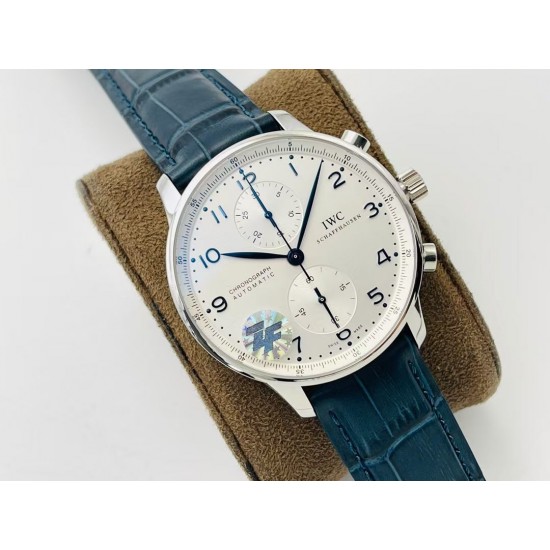 【万国 IWC 超级葡计正品终结者,最强升级】【表壳升级】重新调整磨具,升级圈口,中壳和底盖的细节。以及提升后期打磨处理工艺,使壳套整体配合的更加默契天衣无缝,没有死角。【表盘升级】提升字面刻度使之变得更加圆润,修正表盘中上下两个子盘的纹路。彻底提升了光泽度,使之变得更白和自然,保持和原装一样的效果。【表扣升级】提升表扣内里细节的打磨和拉丝。 【万国 IWC 超级葡计正品终结者,最强升级】【表壳升级】重新调整磨具,升级圈口,中壳和底盖的细节。以及提升后期打磨处理工艺,使壳套整体配合的更加默契天衣无缝,没有死角。【表盘升级】提升字面刻度使之变得更加圆润,修正表盘中上下两个子盘的纹路。彻底提升了光泽度,使之变得更白和自然,保持和原装一样的效果。【表扣升级】提升表扣内里细节的打磨和拉丝。