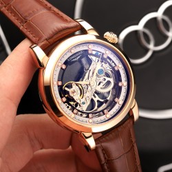 品牌：浪琴 ༶ LONGINES款式：尊贵绅士潮男腕表༶机械尺寸：43mm14mm  机芯：两针镂空飞轮机芯镜面：矿物质水晶玻璃材料：316精钢表扣：折叠扣精致打造，完美呈现༶精品力推༶欢迎转发