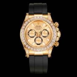 ROLEX 劳力士 宇宙迪通拿，是在用7750技术改出来的4131，市面其他假夹板、假避震器，稳定性差，还不好维修。选对版本很重要，更多对比资料敬请期待！