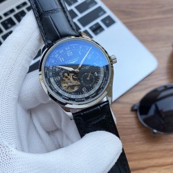 实物拍摄品牌：浪琴-LONGINES 类型：[酷]男士腕表表壳：316精钢（做工优质）表带：进口小牛皮/316精钢（两种可选）机芯：高级定制全自动机械机芯（走时稳定）玻璃：高级强化镀膜镜面尺寸：直径40mm，厚度12mm