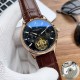 实物拍摄品牌：江诗丹顿 -Vacheron Constantin类型：[酷]男士腕表表壳：316精钢（做工优质）表带：进口真牛皮/316精钢（两种可选）机芯：高级定制全自动机械机芯（走时稳定）玻璃：高级强化镀膜镜面尺寸：直径41mm，厚度12.5mm