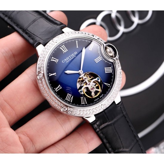 实物拍摄品牌:卡地亚-CARTIER 类型:男士腕表表壳:316精钢(做工上乘)表带:进口小牛皮/原装扣机芯:高级定制全自动机械机芯(走时稳定)材料:高级强化镀膜镜面尺寸:直径46mm,厚度14mm 实物拍摄品牌:卡地亚-CARTIER 类型:男士腕表表壳:316精钢(做工上乘)表带:进口小牛皮/原装扣机芯:高级定制全自动机械机芯(走时稳定)材料:高级强化镀膜镜面尺寸:直径46mm,厚度14mm