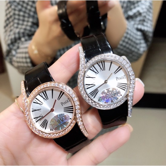 实拍 新推出黑色牛皮表带 伯爵 全新Piaget Lime light系列腕表,以其独特的造型,引领着时尚界的风潮,更是邀请到国际巨星巩俐倾情代言,必将成为伯爵品牌全新的识别69式印,瑞士石英32mm 白金电度 最好的T钻一比一品质。 实拍 新推出黑色牛皮表带 伯爵 全新Piaget Lime light系列腕表,以其独特的造型,引领着时尚界的风潮,更是邀请到国际巨星巩俐倾情代言,必将成为伯爵品牌全新的识别69式印,瑞士石英32mm 白金电度 最好的T钻一比一品质。