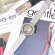 新方钻 伯爵-PIAGET,POSESSION时来运转系列,女士皮带腕表,镶饰方钻石,旋转圈口。这款高级女士腕表以Posession系列的标志性旋转圆环为灵感,搭配璀璨钻石彰显标志性风格,进口瑞士机芯,蓝宝石水晶玻璃,采用原装针式表扣佩戴方便!尺寸:29mm实物拍摄品质如一! 新方钻 伯爵-PIAGET,POSESSION时来运转系列,女士皮带腕表,镶饰方钻石,旋转圈口。这款高级女士腕表以Posession系列的标志性旋转圆环为灵感,搭配璀璨钻石彰显标志性风格,进口瑞士机芯,蓝宝石水晶玻璃,采用原装针式表扣佩戴方便!尺寸:29mm实物拍摄品质如一!