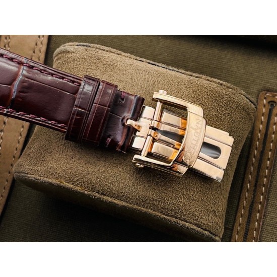 【PFF Factory2021牛年力作】V2升级版 【市场最高品质版本】百达.翡丽Patekphilippe运动系列(鹦鹉螺)5724(霸道总裁)升级版!1⃣️所有功能同正品(10字位动能显示,7字位日历和月相 4字位小秒针),和原装一样的带水平压纹图案,带荧光刻度 !2⃣️直径40毫米,904L精钢镀金,蓝宝石玻璃镜面。3⃣️5722和5724款的外钻为施华洛世奇钻,通透闪亮,气质非凡。在目前技术范畴内尽可能接近原装,此款腕表可以让您驾驭所有场合!PFF匠心之作 欢迎您的品鉴! 【PFF Factory2021牛年力作】V2升级版 【市场最高品质版本】百达.翡丽Patekphilippe运动系列(鹦鹉螺)5724(霸道总裁)升级版!1⃣️所有功能同正品(10字位动能显示,7字位日历和月相 4字位小秒针),和原装一样的带水平压纹图案,带荧光刻度 !2⃣️直径40毫米,904L精钢镀金,蓝宝石玻璃镜面。3⃣️5722和5724款的外钻为施华洛世奇钻,通透闪亮,气质非凡。在目前技术范畴内尽可能接近原装,此款腕表可以让您驾驭所有场合!PFF匠心之作 欢迎您的品鉴!