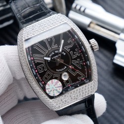 K厂出品:法兰克穆勒V45 SC DT系列54*42mm 全自动日本机械机芯 蓝光镀膜玻璃 超强夜光，日历窗放大镜，意大利牛皮表带底部橡胶，可搭配美洲鳄鱼皮纹，316精钢敖表壳，折叠原装扣 糅合商务设计风格 中间完美弧线夹层设计！！！