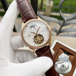 江诗丹顿 Vacheron Constantin 精品男士腕表，大飞轮搭载月相设计，尊贵大气，绅士风范，卓越品质，热卖全城。采用全自动机械机芯，顶级316精钢表壳，进口小牛皮表带，矿物质超强镜面，尺寸43*13