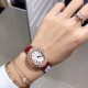 实拍 Cartier HYPNOSE系列腕表卡地亚椭圆双环交叠,演绎卡地亚柔美细腻的标志性风格。腕表灵动深邃,玫瑰金表壳镶嵌明亮式切割圆钻,太阳纹放射效果的表盘与剑形蓝钢指针,搭配鳄鱼皮带 典雅又唯美,再随机配送一条牛皮 30*26mm小号表款,搭配瑞士石英机芯,非常适合女性佩戴。 实拍 Cartier HYPNOSE系列腕表卡地亚椭圆双环交叠,演绎卡地亚柔美细腻的标志性风格。腕表灵动深邃,玫瑰金表壳镶嵌明亮式切割圆钻,太阳纹放射效果的表盘与剑形蓝钢指针,搭配鳄鱼皮带 典雅又唯美,再随机配送一条牛皮 30*26mm小号表款,搭配瑞士石英机芯,非常适合女性佩戴。