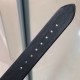 实拍 PlAGET-伯爵 Limelight酒桶形系列!尺寸27 x 38毫米。镶饰方形美钻。黑色陶瓷表冠。表扣镶饰13颗圆形美钻。蓝宝石水晶玻璃。这款Limelight酒桶形腕表犹如一套女装晚礼服,其白金表壳的每一面都镶饰着两行排列整齐的圆形美钻,将奢华优雅演绎得淋漓尽致。黑色的陶瓷表冠与黑色丝缎表带彼此呼应,形成了绝妙的搭配。银色的表盘泛着彩虹的光晕,而精巧纤细的黑色罗马数字时标则记录着光阴的流转,一览无遗。请认准独家细节品质。 实拍 PlAGET-伯爵 Limelight酒桶形系列!尺寸27 x 38毫米。镶饰方形美钻。黑色陶瓷表冠。表扣镶饰13颗圆形美钻。蓝宝石水晶玻璃。这款Limelight酒桶形腕表犹如一套女装晚礼服,其白金表壳的每一面都镶饰着两行排列整齐的圆形美钻,将奢华优雅演绎得淋漓尽致。黑色的陶瓷表冠与黑色丝缎表带彼此呼应,形成了绝妙的搭配。银色的表盘泛着彩虹的光晕,而精巧纤细的黑色罗马数字时标则记录着光阴的流转,一览无遗。请认准独家细节品质。