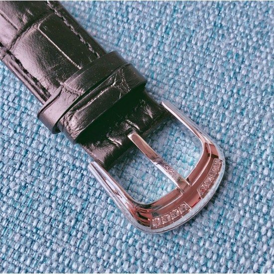 实拍 新品上市 法兰克穆勒 FRANCK MULLER 完美无瑕的设计,FM陀飞轮腕表震撼上市。腕表采用镂空式布局设计。机芯全貌一目了然,将复杂和神秘的陀飞轮装置完美显现。【重点介绍】采用精准稳定的海鸥陀飞轮手动机芯。丰满的机械感,。不仅将陀飞轮的机械美体现恰当,更是将她的神秘一览无遗的完美展示。【精彩细节】360度无死角镜面抛光,完美表达陀飞轮腕表高端大方的气质。意大利小牛皮表带,材质柔软,佩戴透气舒适,完美还原正品感觉。TW出品FM---GIGA陀飞轮,给您带来不一样的奢华体验! 实拍 新品上市 法兰克穆勒 FRANCK MULLER 完美无瑕的设计,FM陀飞轮腕表震撼上市。腕表采用镂空式布局设计。机芯全貌一目了然,将复杂和神秘的陀飞轮装置完美显现。【重点介绍】采用精准稳定的海鸥陀飞轮手动机芯。丰满的机械感,。不仅将陀飞轮的机械美体现恰当,更是将她的神秘一览无遗的完美展示。【精彩细节】360度无死角镜面抛光,完美表达陀飞轮腕表高端大方的气质。意大利小牛皮表带,材质柔软,佩戴透气舒适,完美还原正品感觉。TW出品FM---GIGA陀飞轮,给您带来不一样的奢华体验!