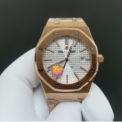 今日推荐ZF 爱彼皇家橡树系列15400钢王 银色黑盘 超神之作 一体机 41mm 顶级品质 出货实拍✈️