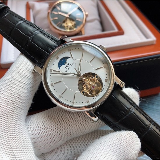 【品牌】万国 IWC S9 （臻贵卓绝 睿智之作）最佳设计【类型】精致款男士腕表（更卓越）真男人(传奇销量）【表带】采用真牛皮表带（更舒适）深受喜爱【机芯】超顶级机械机芯（更稳定）恒动永久【材料】矿物质超强镜面（更耐磨）厚感超强睿智风范 [福]大气设计 [福]王者归来 【尺寸】直径42mm厚13mm睿智上市！欢迎转载[發][發] 三杰精致推荐男士机械腕表 SJ为你精心挑选超真实实物图拍摄