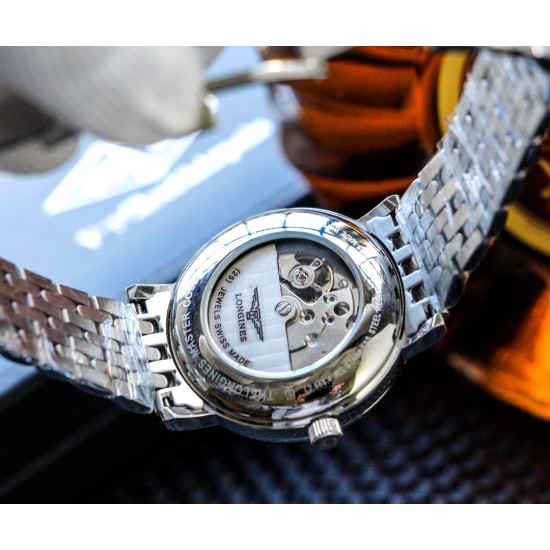 实物拍摄品牌：浪琴-LONGINES  类型：[酷]男士腕表表壳：316精钢（做工优质）表带：进口小牛皮/316精钢（两种可选）机芯：高级定制全自动机械机芯（走时稳定）玻璃：高级强化镀膜镜面尺寸：直径40mm，厚度12mm