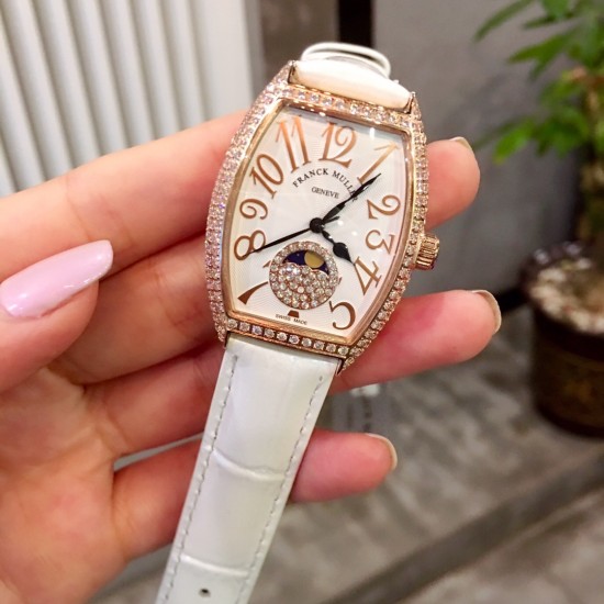 星辰 法兰克穆勒-Franck Muller(FM)❥酒桶形系列❥瑞士石英机芯❥镀膜玻璃镜面❥表壳尺寸32x43mm 厚度约9mmFK独家实拍! 星辰 法兰克穆勒-Franck Muller(FM)❥酒桶形系列❥瑞士石英机芯❥镀膜玻璃镜面❥表壳尺寸32x43mm 厚度约9mmFK独家实拍!
