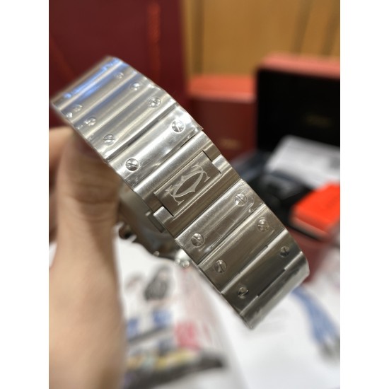 BV 出品-卡地亚SANTOS系列腕表 又添新成员了技术特点:1⃣️镜面:蓝宝石玻璃表镜2⃣️表带:精钢表链、意大利牛皮表带3⃣️表壳:精钢、ADLC碳镀层4⃣️表冠:精钢表冠、镶嵌黑色多切面合 成尖晶石5⃣️表盘:黑色6⃣️尺寸:47.5X39.8X9.38mm7⃣️机芯:进口9019机 BV 出品-卡地亚SANTOS系列腕表 又添新成员了技术特点:1⃣️镜面:蓝宝石玻璃表镜2⃣️表带:精钢表链、意大利牛皮表带3⃣️表壳:精钢、ADLC碳镀层4⃣️表冠:精钢表冠、镶嵌黑色多切面合 成尖晶石5⃣️表盘:黑色6⃣️尺寸:47.5X39.8X9.38mm7⃣️机芯:进口9019机