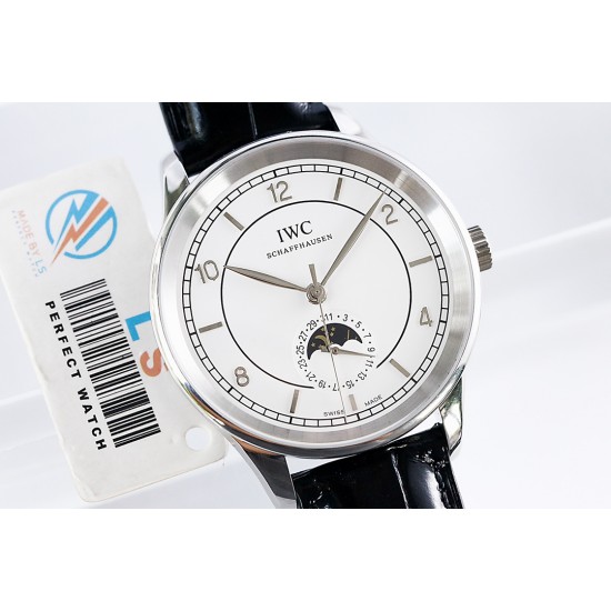 LS精品 2⃣️0⃣️2⃣️0⃣️新款万国IWC葡萄牙(复刻版)系列,日历和月相所有功能和原装机芯一致机芯改装复刻原装瑞士2824➖2全自动机芯(6位真日历与24小时日月星辰功能)振频:28800每小时振荡次数动力储备,尺寸:4111mm,双面蓝宝石水晶玻璃,意大利牛皮搭配原装扣,100米深度防水 LS精品 2⃣️0⃣️2⃣️0⃣️新款万国IWC葡萄牙(复刻版)系列,日历和月相所有功能和原装机芯一致机芯改装复刻原装瑞士2824➖2全自动机芯(6位真日历与24小时日月星辰功能)振频:28800每小时振荡次数动力储备,尺寸:4111mm,双面蓝宝石水晶玻璃,意大利牛皮搭配原装扣,100米深度防水