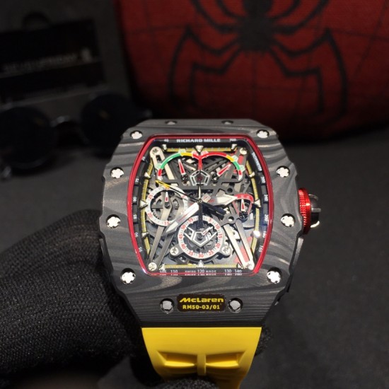 理查德米勒 Richard Mille⌚️碳纤维壳43*50毫米 一如既往防水胶带配原装折叠扣极具个性与夸张的表壳表盘设计只为遇见个性独特的你 一如既往的酷 理查德米勒 Richard Mille⌚️碳纤维壳43*50毫米 一如既往防水胶带配原装折叠扣极具个性与夸张的表壳表盘设计只为遇见个性独特的你 一如既往的酷