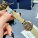 实拍 萧邦新款不断 重点推荐 重磅来袭 LHEUR DU DIAMANT珠宝镶系列，全套精钢镂空打造，光滑精致无暇，采用最新手法三爪镶石工艺，与原装正品一致，尺寸及细节完美至无可挑剔，整表美轮美奂由你任意搭配出行或各种宴会派对，该款专用进口石英机芯，走时稳定性众所周知！表扣饱满不显臃肿，蓝宝石水晶镜面，钻石及整个表扣呈现的弧度与镂空的鸟巢壳身完美绝配，搭配之对应效果令你无可挑剔，表带制作精良，狠下本钱采用进口高光牛皮 一点也不逊于市场的一般鳄鱼皮，尺寸：30mm厚10mm