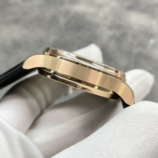 颜值第一！ZF出品。玫瑰金版，表壳上下侧有打瑞士狗头金！IWC 葡7 V5版 最新机芯、万国IWC－葡萄牙系列 七日链 葡七 自动机械机芯 独立小秒针 真动能指示 蓝宝石玻璃 牛皮表带42mm[色][色]出货实拍