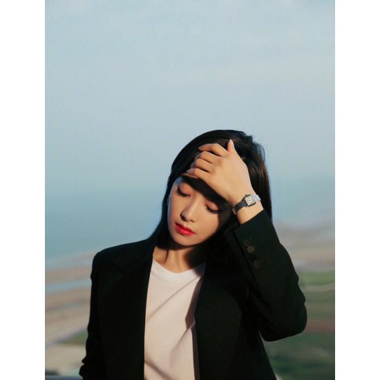 And after all this time,you’re still the one i love,当红明星都在晒的猎豹钻表,你值得拥有……PS:咱家的卡地亚石英款都是进口renta电池!非市面上改机的sony,可轻松区分市场货…… And after all this time,you’re still the one i love,当红明星都在晒的猎豹钻表,你值得拥有……PS:咱家的卡地亚石英款都是进口renta电池!非市面上改机的sony,可轻松区分市场货……