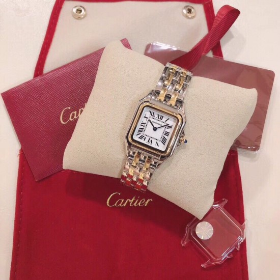 Cartier 卡地亚 猎豹 Panthre de Cartier华丽而不羁,线条流畅,柔软服帖于腕间,宛若在肌肤上翩翩起舞。独特的造型彰显成熟优雅、自信动人的女性形象。 Cartier 卡地亚 猎豹 Panthre de Cartier华丽而不羁,线条流畅,柔软服帖于腕间,宛若在肌肤上翩翩起舞。独特的造型彰显成熟优雅、自信动人的女性形象。