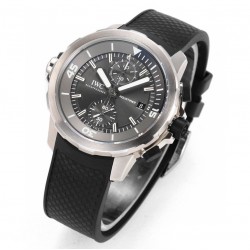N1Factory 新品 IWC 万国 大鲨鱼特别版新力作 ❗️海洋计时系列 OT1 五针 市场最高版本 万 国IWC“鲨鱼”特别版鲨鱼基因非凡的适应能力，超越他人的捕猎技能，让鲨鱼，成为深海里的王者。而保护海洋，是它坚毅的使命。海洋是如此的神秘、壮美，正是各种基因之间的合作与竞争，让生命的奇迹不断上演。向自然拜师，适者生存鑫。