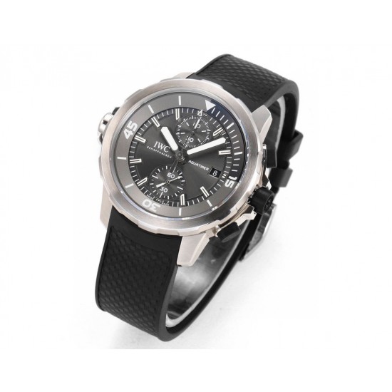 N1Factory 新品 IWC 万国 大鲨鱼特别版新力作 ❗️海洋计时系列 OT1 五针 市场最高版本 万 国IWC“鲨鱼”特别版鲨鱼基因非凡的适应能力,超越他人的捕猎技能,让鲨鱼,成为深海里的王者。而保护海洋,是它坚毅的使命。海洋是如此的神秘、壮美,正是各种基因之间的合作与竞争,让生命的奇迹不断上演。向自然拜师,适者生存鑫。 N1Factory 新品 IWC 万国 大鲨鱼特别版新力作 ❗️海洋计时系列 OT1 五针 市场最高版本 万 国IWC“鲨鱼”特别版鲨鱼基因非凡的适应能力,超越他人的捕猎技能,让鲨鱼,成为深海里的王者。而保护海洋,是它坚毅的使命。海洋是如此的神秘、壮美,正是各种基因之间的合作与竞争,让生命的奇迹不断上演。向自然拜师,适者生存鑫。