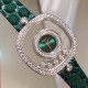 实拍 萧邦新增绿色表盘HAPPY DIAMONDS系列快乐钻腕表 3层蓝宝石玻璃镜面 我们就是自己的神话 原厂瑞士石英机芯 镜面内5颗快乐钻自由转动 活动钻石围绕表盘回旋起舞 制作精巧的表壳玩味透明概念 chopard家标志性的Happy钻石在两片蓝宝石水晶玻璃 形成的空间内自由滑动 充分展现自由和欢快的感觉 表壳顶端与底端各缀有一圈钻石 树叶形指针 较小的同心圆为珍珠母贝质地 呈圆满的球型 两个同心圆环上皆全手工镶有钻石 七颗灵动钻石如悬空漂浮一般 细节见真知。 实拍 萧邦新增绿色表盘HAPPY DIAMONDS系列快乐钻腕表 3层蓝宝石玻璃镜面 我们就是自己的神话 原厂瑞士石英机芯 镜面内5颗快乐钻自由转动 活动钻石围绕表盘回旋起舞 制作精巧的表壳玩味透明概念 chopard家标志性的Happy钻石在两片蓝宝石水晶玻璃 形成的空间内自由滑动 充分展现自由和欢快的感觉 表壳顶端与底端各缀有一圈钻石 树叶形指针 较小的同心圆为珍珠母贝质地 呈圆满的球型 两个同心圆环上皆全手工镶有钻石 七颗灵动钻石如悬空漂浮一般 细节见真知。