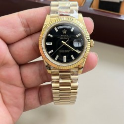 ROLEX 劳力士 冰糖星期日历型系列！独家实拍，玻璃通透，日历对版，针有中轴，牙圈立体。上手就可以玩，手感非常好。40mm直径，严选出品，出货实拍！
