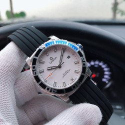 SJ出品 欧米茄 OMEGA X21 潜水表，搭配(零返修)全自动机械机芯 316L精钢 42mm 原装密底 储蓄动能38小时   蓝宝石水晶玻璃，搭配耐磨防水胶带，高级耐用蝶扣三杰为你精心推荐男士机械腕表 SJ精心打造超真实写照