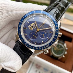 OMEGA 欧米茄 登月腕表——「Speedmaster Apollo 11 50th Anniversary」超霸计时码表，直径42mm，镶嵌黑色陶瓷刻度圈，衬托出醒目的金色刻度。