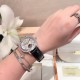 实拍 积家-Jaeger-LeCoultre DAZZLING RENDEZ- VOUS MOON约会系列月相珠宝腕表月之女神,是浪漫与柔美的象征,她掌管着大自然中的潮起潮落和季节更替,是艺术家与诗人们的灵感源泉,在温润莹亮的白色珍珠母贝映衬下,晶莹璀璨的钻石散发出夜空般的静谧之美,表圈镶嵌108颗 钻石,组成两个环绕表壳的同心圆。由36颗以爪镶工艺镶嵌的 钻石组成的外圈,为光芒闪耀的表圈营造出轻盈美妙的质感,尺寸36mm的精钢表壳搭配进口瑞士石英,采用蓝宝石水晶玻璃。 实拍 积家-Jaeger-LeCoultre DAZZLING RENDEZ- VOUS MOON约会系列月相珠宝腕表月之女神,是浪漫与柔美的象征,她掌管着大自然中的潮起潮落和季节更替,是艺术家与诗人们的灵感源泉,在温润莹亮的白色珍珠母贝映衬下,晶莹璀璨的钻石散发出夜空般的静谧之美,表圈镶嵌108颗 钻石,组成两个环绕表壳的同心圆。由36颗以爪镶工艺镶嵌的 钻石组成的外圈,为光芒闪耀的表圈营造出轻盈美妙的质感,尺寸36mm的精钢表壳搭配进口瑞士石英,采用蓝宝石水晶玻璃。