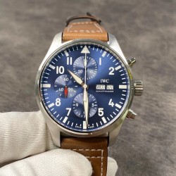 ZF出品 万国IWC 飞行员型号377709 小王子 。此款字面印刷在这个飞行员上有了质的飞跃。表针头的弧度恰到好处，后盖CNC一次成型雕刻，搭载7750计时机芯！