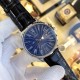 实物    拍摄品牌：欧米茄-OMEGA   大厂出品 做工一流类型：[酷]男士腕表表壳：316精钢（做工优质）表带：进口  小牛皮/简约针扣机芯：进口8217全自动机械机芯（走时稳定）玻璃：高级强化镀膜镜面尺寸：直径40mm，厚度12.5mm