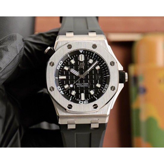 AP 爱彼Audemars Piguet 皇家橡树离岸型 男士机械腕表 尺寸42mm 搭配复刻⌚️原装Cal.3️⃣1️⃣2️⃣0️⃣全自动机械机芯 反炫光处理蓝宝石 水晶玻璃 采用进口316精钢表壳 搭配进口橡胶表带(头层小牛皮)原装针扣 硬汉必备神器 经过多道工序的打磨和磨砂处理,终把爱彼特有的八角型表圈表达出棱角分明的线条,爱彼入门级腕表强烈推荐!把最精至的腕表呈现给各位腕表爱好者,随机送原装表带一副!!! AP 爱彼Audemars Piguet 皇家橡树离岸型 男士机械腕表 尺寸42mm 搭配复刻⌚️原装Cal.3️⃣1️⃣2️⃣0️⃣全自动机械机芯 反炫光处理蓝宝石 水晶玻璃 采用进口316精钢表壳 搭配进口橡胶表带(头层小牛皮)原装针扣 硬汉必备神器 经过多道工序的打磨和磨砂处理,终把爱彼特有的八角型表圈表达出棱角分明的线条,爱彼入门级腕表强烈推荐!把最精至的腕表呈现给各位腕表爱好者,随机送原装表带一副!!!