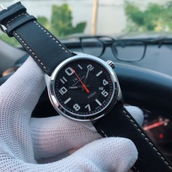 万国 IWC R18 超强夜光、搭载日本原装机芯 （零返修）意大利进口小牛皮表带/316精钢表带，蓝宝石玻璃 表盘直径41MM 厚度11MM    三杰精致推荐男士机械腕表 SJ为你精心打造超真实实物图拍摄